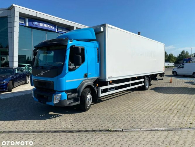 Volvo FL 280 Volvo FL 280 / KONTENER / IGLOOCAR / 20 EP / 8.2M DŁ. / E6 / WINDA