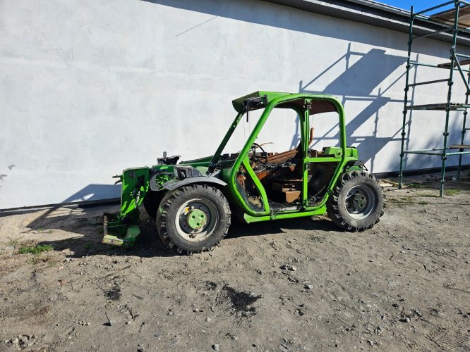 Merlo P 25.6 TOP 2013r.  Ramię