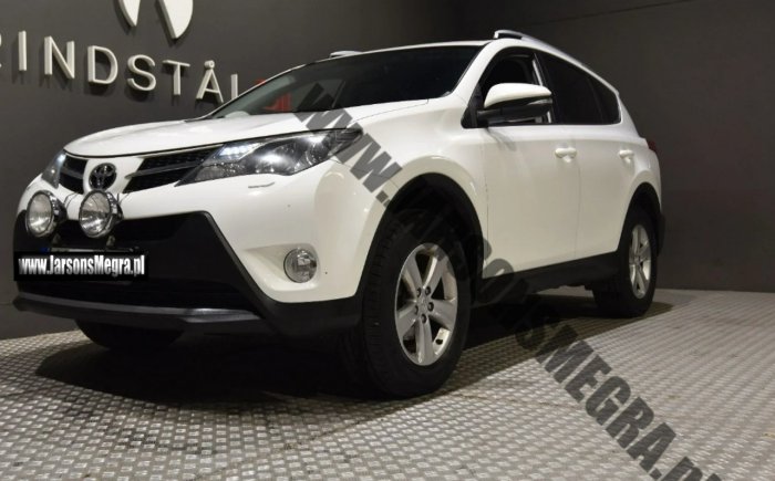 Toyota RAV-4 IV (2012-)