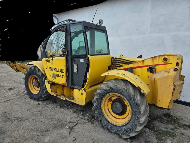 New Holland LM 1340 2006r.  Silnik