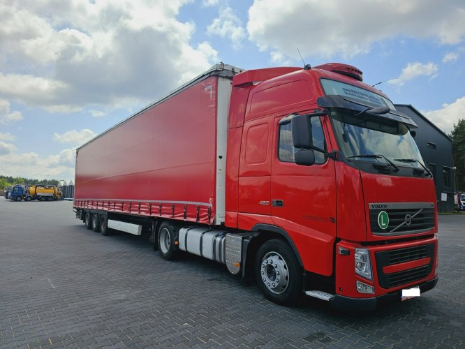 Volvo FH13 XXL 420 EURO 5 2011 r MEGA klima dachowa + KRONE FH13 XXL 420 EURO 5 2011 r MEGA low deck + KRONE