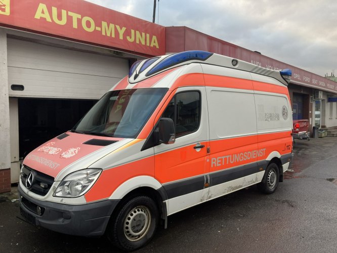 Mercedes inny Sprinter Karetka ambulans Delfis 2009