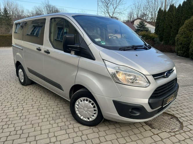 Ford Transit Custom Bardzo dobry stan. 9 osób