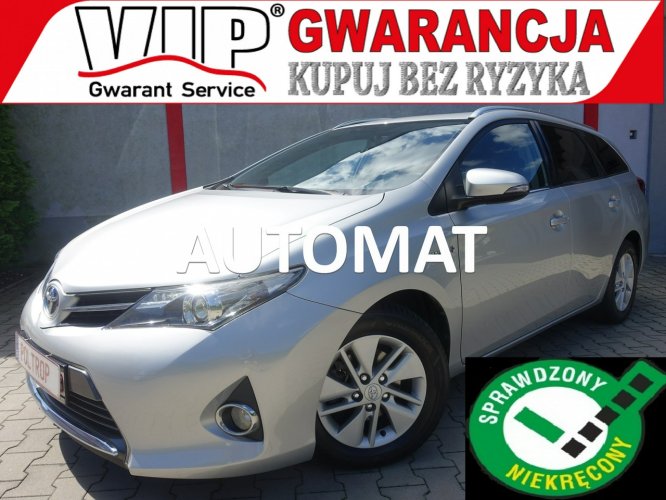 Toyota Auris 1,8HYBRID Navi Alu Ledy Kam.Cof. 1.Właściciel VIP Gwarancja II (2012-)