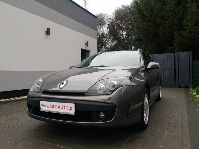 Renault Laguna 2,0 DCI 150KM Klimatronic Tempomat  Navi ALU Websto Parktronik Srevis III (2007-)