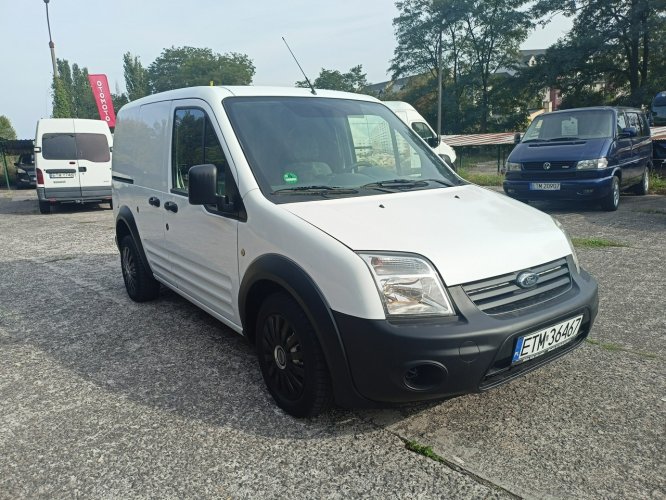 Ford Transit Connect z Niemiec, po opłatach, po przeglądzie, zarejestrowany, ubezpieczony I (2002-2013)