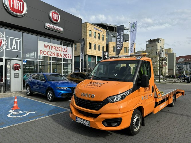 Iveco Daily 35S18 autolaweta, bezwypadkowa, pełna opcja, serwisowana w ASO - faktura VAT