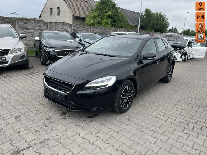 Volvo V40 Kinetic D2 Automatic II (2012-)