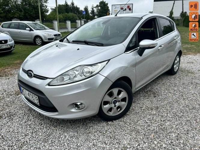 Ford Fiesta TITANIUM Mk7 (2008-)