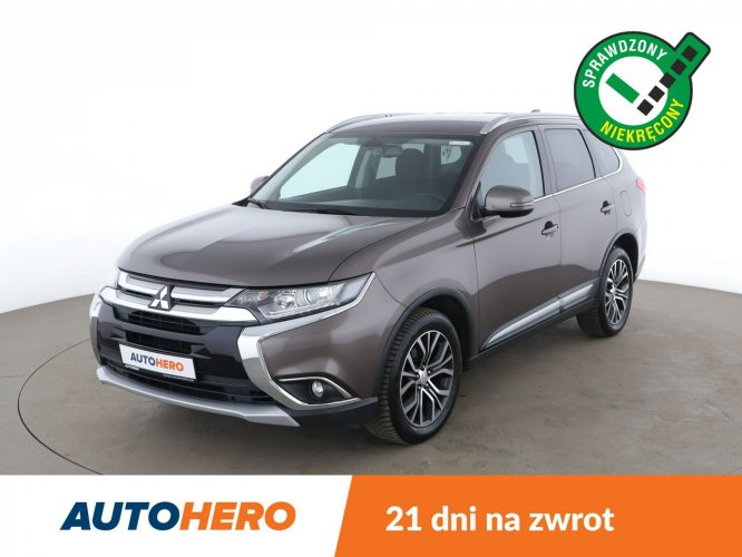 Mitsubishi Outlander automat /4x4/ grzane fotele/ ks.serwisowa /Bluetooth /kamera/ tempomat III (2012-)