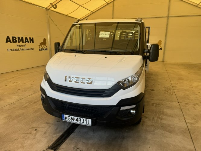 Iveco Daily 35C14 iveco daily Doka, 7 osób, po minikoparkę