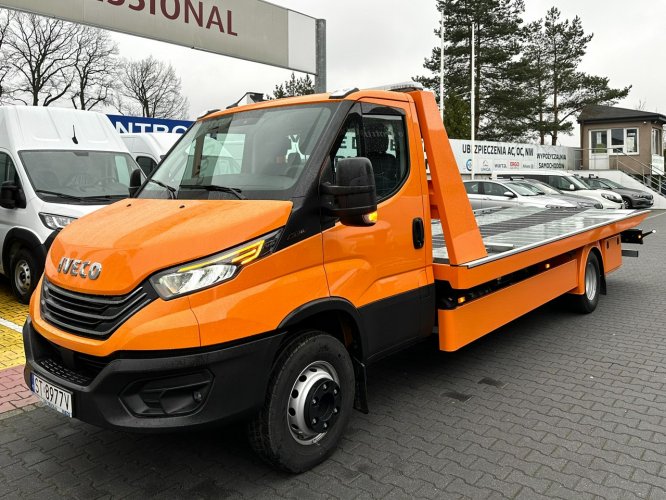 Iveco Daily * NOWY * Samochód specjalny zarejestrowany jako pomoc drogowa.