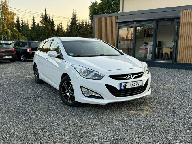 Hyundai i40 Hyundai i40 Niski przebieg, potwierdzony przez serwis ASO. Bardzo dobr