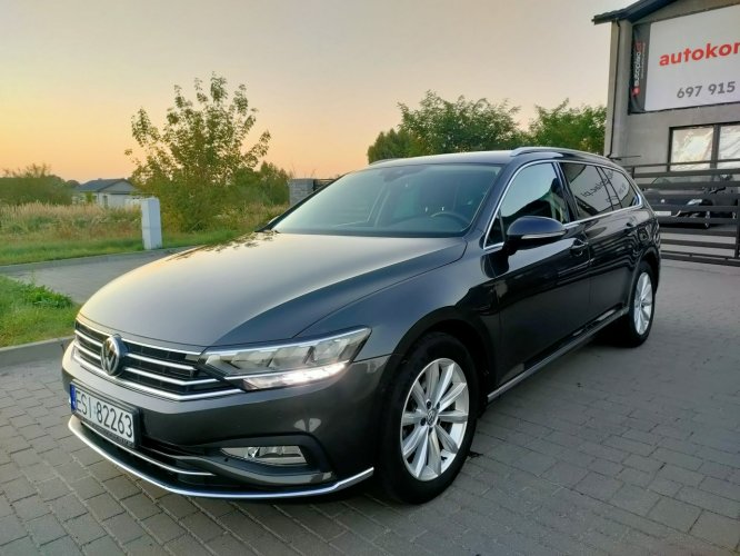 Volkswagen Passat B8 2,0 TDI HIGHLINE DSG7 AUTOMAT, 29 000km, 150KM B8 (2014-2023)