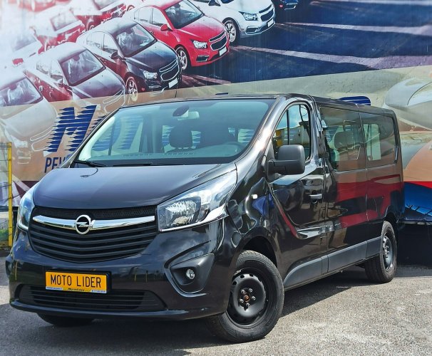 Opel Vivaro 9 osób, 25 tys km, bogata opcja, GWARANCJA II (2014-2019)