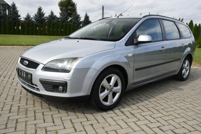 Ford Focus 1,6benz. Klimatyzacja.Hak.El.szyby.Centralka.Serwis.OKAZJA Mk2 (2004-2011)