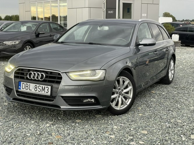 Audi A4 2.0 TDI 136KM 2015r. skóry, nawigacja, tempomat, serwisowany B8 (2007-2015)