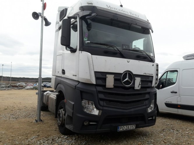 Mercedes Actros