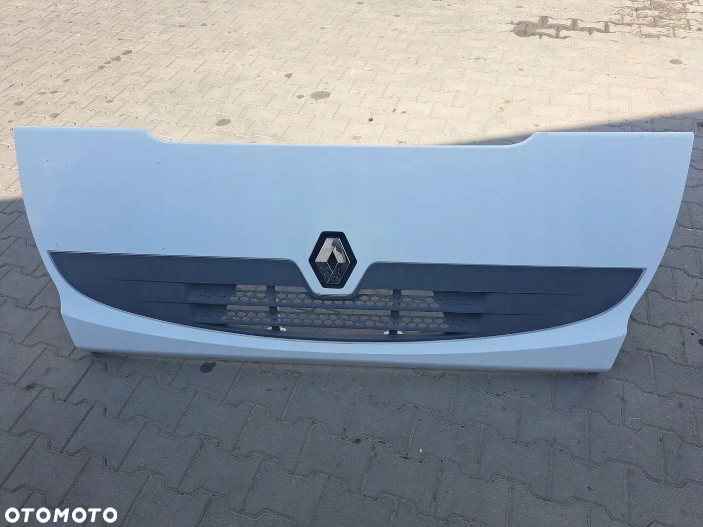 MASKA ATRAPA RENAULT PREMIUM LANDER KERAX DXI ORYGINAŁ