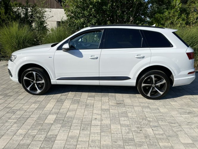 Audi Q7 Zadbane rodzinne - bezwypadkowe z oryginalnym przebiegiem. III (2015-)