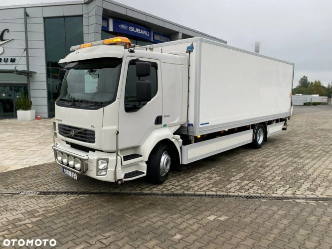 Volvo FL 240 Volvo FL 240/ KONTENER / SYPIALKA / WINDA ZEPRO /E4 /SKAB /1 WŁ/ SZWED