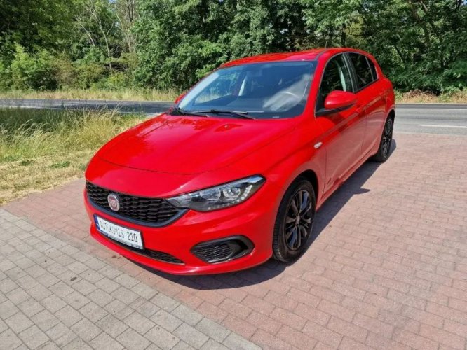 Fiat Tipo Fiat Tipo 1,4 16v 95 KM z bardzo niskim oryginalnym przebiegiem 39 tys II (2016-)