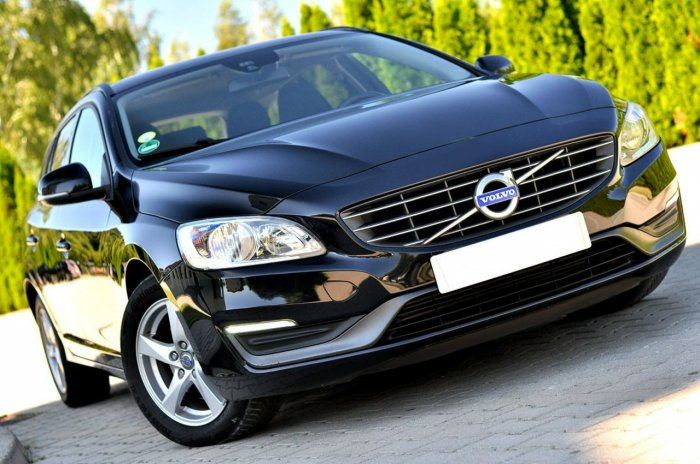 Volvo V60 2,0 D4 181KM_Lift_Led_Navi_Klima_Parktronik I (2010-2018)