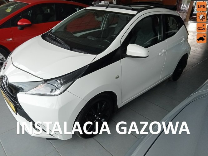 Toyota Aygo 1,0 70KM z rozsuwanym  dachem, idealna do miasta.LPG II (2014-)