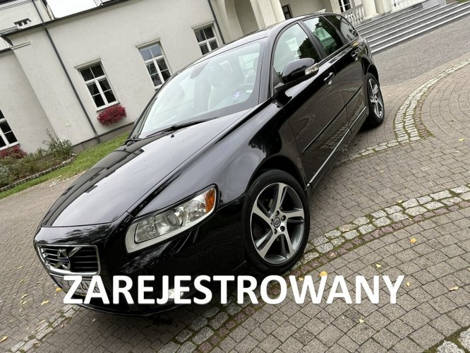 Volvo V50 Volvo V50 Lift 2011r 2.0B Nawigacja Climatronic Alufelgi Hak Zarejestr II (2007-)