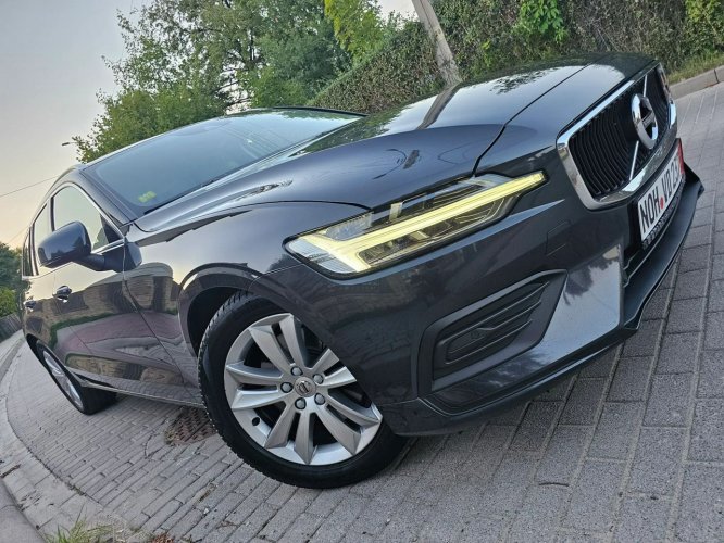 Volvo V60 190 KM Skóra Full Led Bezwypadkowy 1 Ręka Idealny II (2018-)