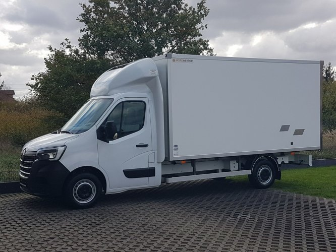 Renault Master 8EP CHŁODNIA 4,20x2,10x2,00 AGREGAT IZOTERMA FUNKCJA GRZANIA CARRIER