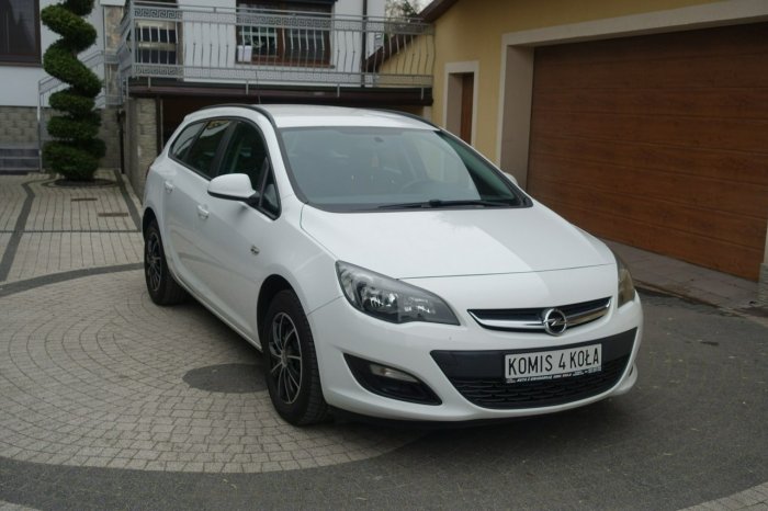 Opel Astra Lift - 1.6 110KM - 6Bieg - Serwis - GWARANCJA  Zakup Door To Door J (2009-2019)