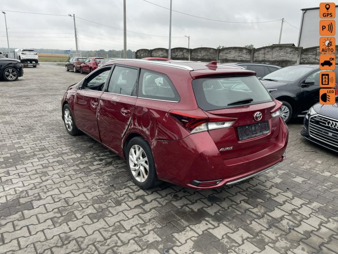 Toyota Auris  Premium Kamera cofania II (2012-)