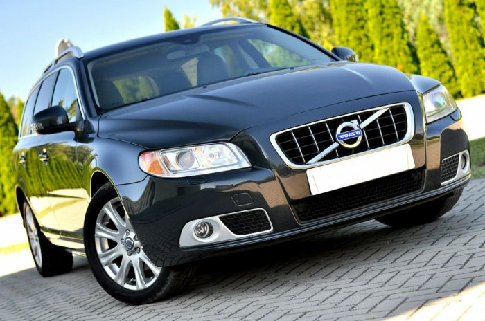 Volvo V70 FULL_OPCJA_2.0_D3_136Km_Skóra_Kolor_Xenon_City_ III (2007-)