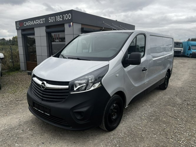 Opel Vivaro Opel Vivaro l2h1 blaszak klimatyzacja