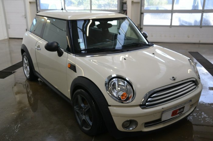 Mini Cooper 1,6 benzyna 75ps * climatronic * fajny przebieg * ICDauto II (2006-)