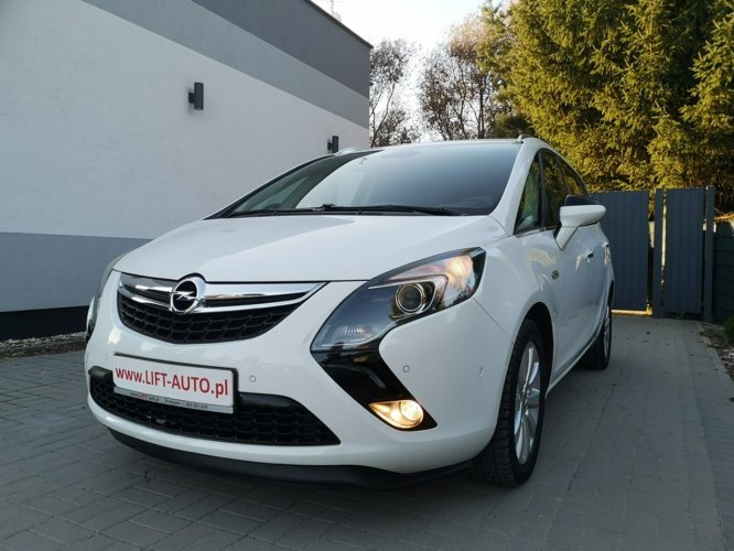 Opel Zafira 2,0 CDTI 130 KM Klimatronik Tempomat Nawigacja Kamera ALU 17 Gwarancja C (2011-)