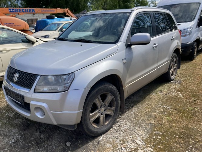 Suzuki Grand Vitara Suzuki Grand Vitara 1.9-130KM  4X4 Klina 2009 II (2005-)