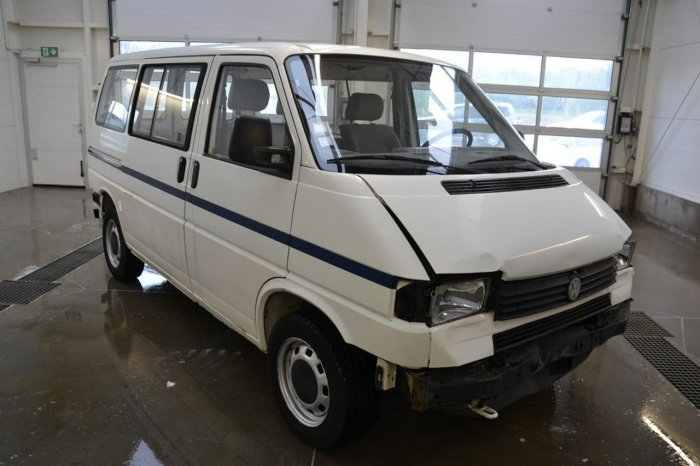 Volkswagen Transporter 2,0 benzynka * mały przebieg * ZDROWY - BEZ KOROZJI * ICDauto T4