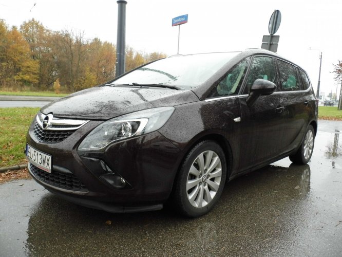 Opel Zafira 2,0 automat navi C (2011-)