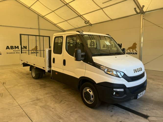 Iveco Daily 35C14 iveco daily Doka, 7 osób, po minikoparkę