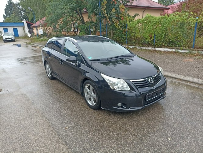 Toyota Avensis Bezwypadkowy, stan BDB III (2009-)