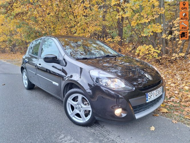 Renault Clio Dynamique-Black&White III (2005-2012)