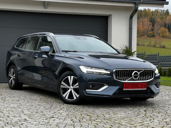 Volvo V60 INSCRIPTION, D4 190PS, AUTOMAT, JASNY ŚRODEK, SUPER STAN II (2018-)