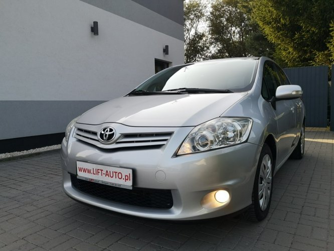 Toyota Auris 1.6 Benzyna 132KM Klimatr LIFT Isofix Tempomat Servis Gwarancja I (2006-2012)