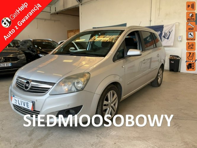 Opel Zafira 7 m, po liftingu, czujniki przód i tył, tempomat, opony wielosez, hak B (2005-2011)