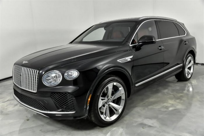 Bentley Bentayga 2023 Bentley Bentayga EWB Azure