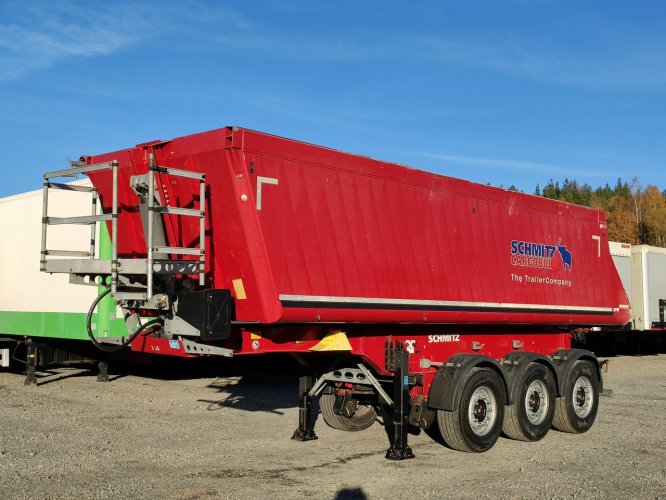 wywrotka Schmitz Cargobull 33m Waga: 5700kg Ład.: 30300kg Góra: alu Dół: stal OKAZJA Nie Bodex Wielton Feber Inter cars Kempf Hamulce Tarczowe