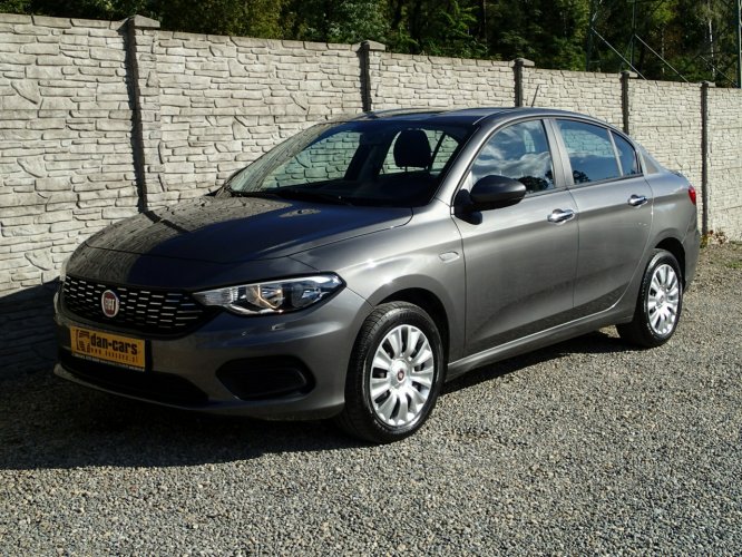 Fiat Tipo 1.4 95KM Mały przebieg TYLKO 22 tyś km Navi PL TomTom II (2016-)