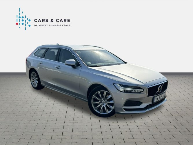 Volvo V90 D4 SCR AWD Momentum aut DW6JS74